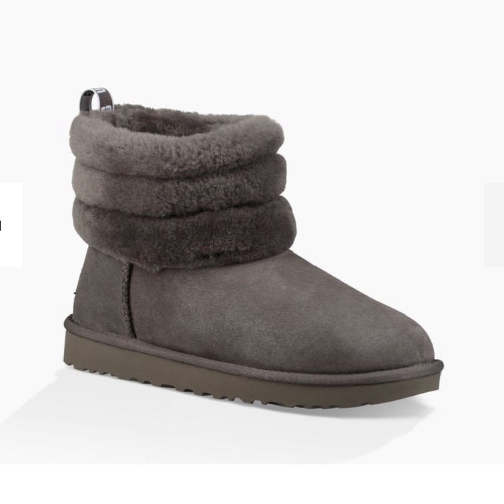 UGG Boots! Classic Mini Fluff Quilted Boot.